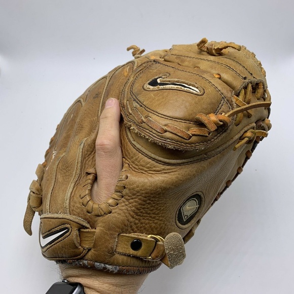 nike catchers glove
